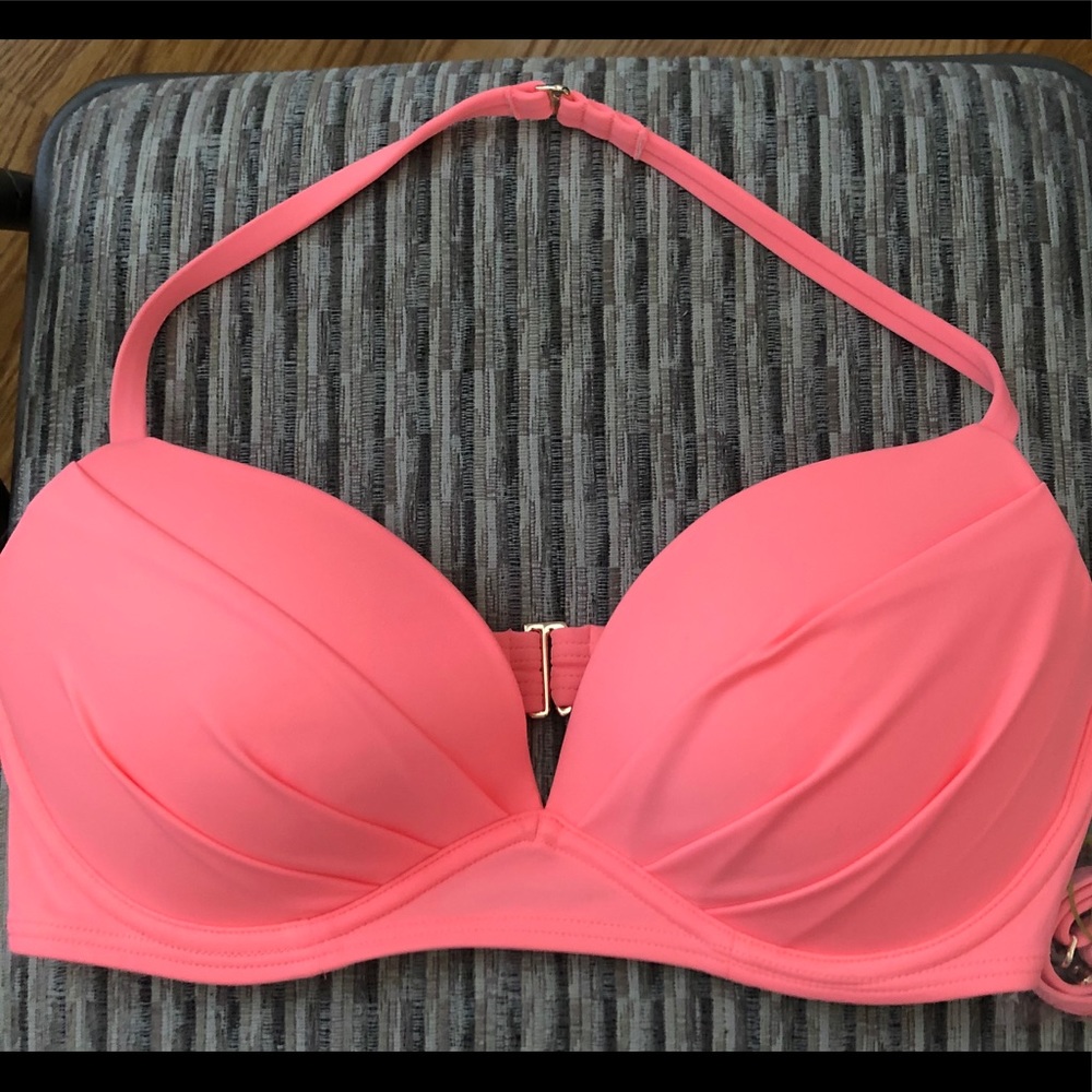 VICTORIA’S SECRET BIKINI TOP **BRAND NEW**